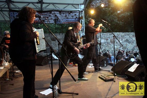 Nu Sports (D) 15. This Is Ska Festival  Rosslau 25. Juni 2011 (17).JPG